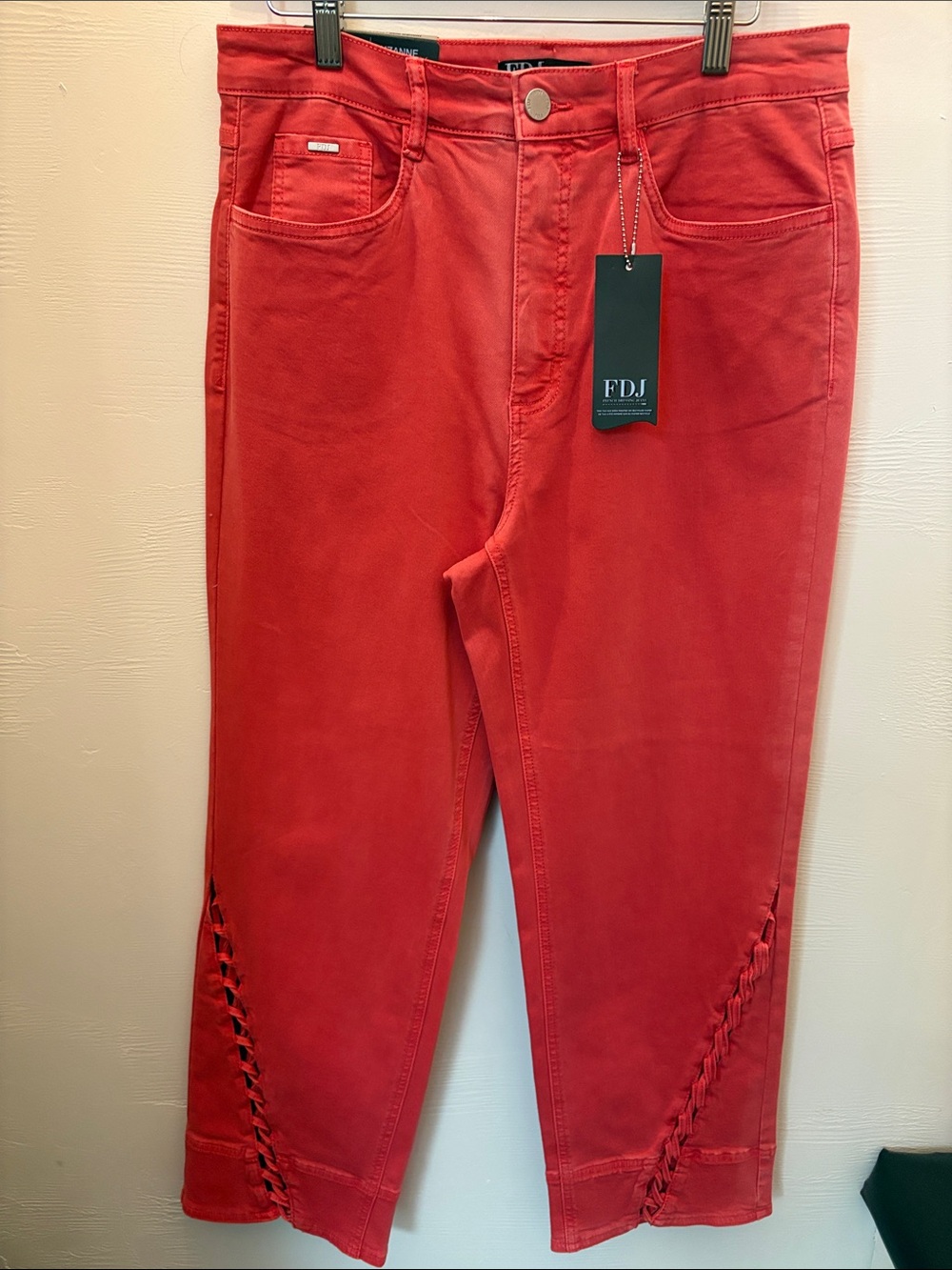 FDJ Suzanne Rouge Cropped Jeans with Side Braid Detail